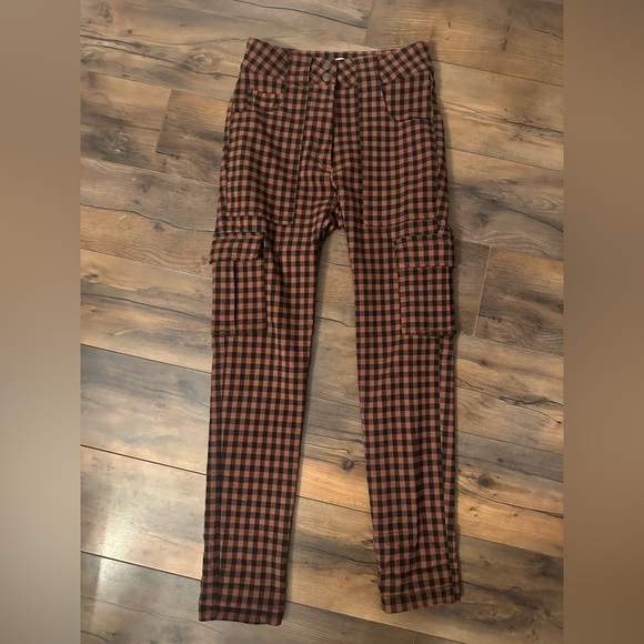 Urban Outfitters “Elaine” Checkered Skinny Cargo Pants | US 2 / UK 6 - Picture 4 of 10